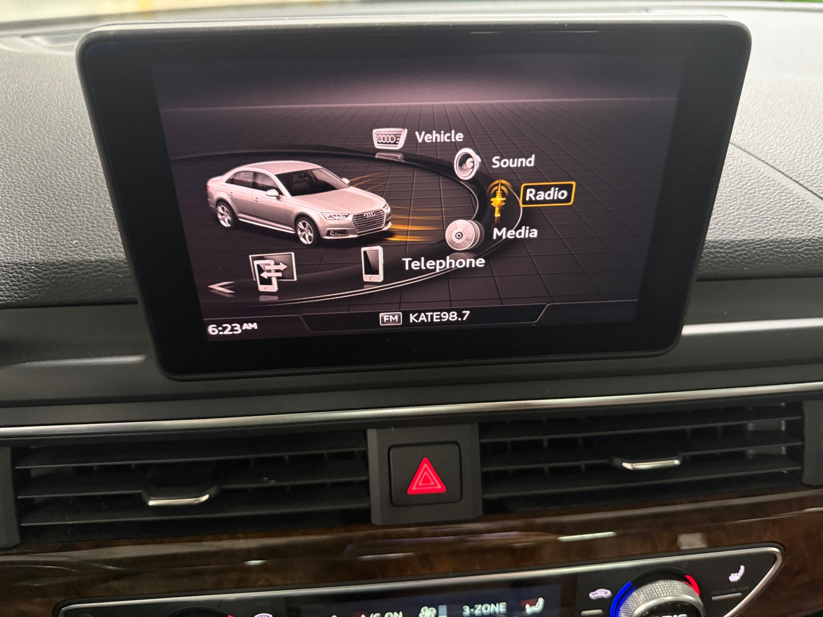 Thumbnail: 2018 Audi A4 - 3