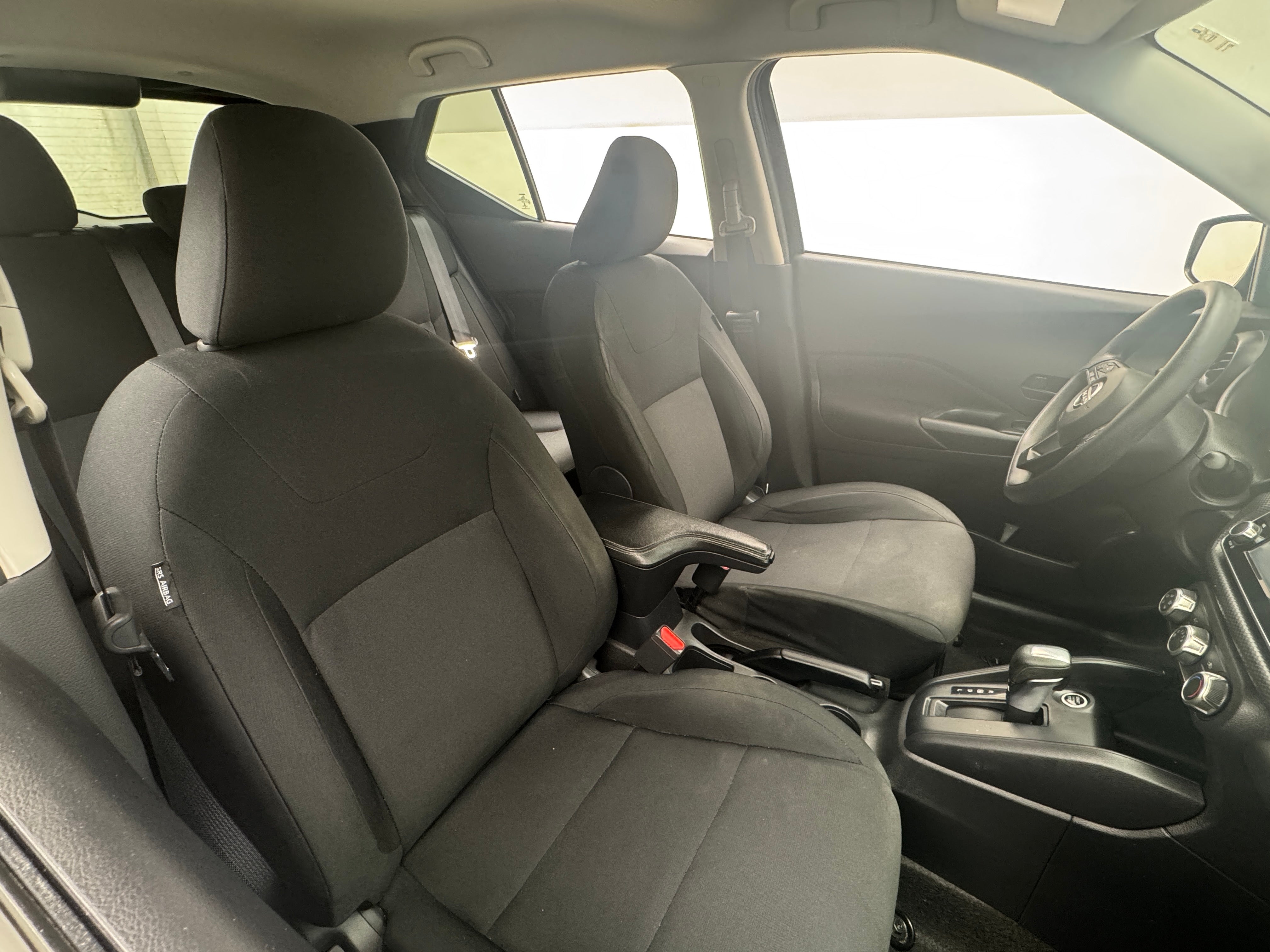 2023 Nissan Kicks