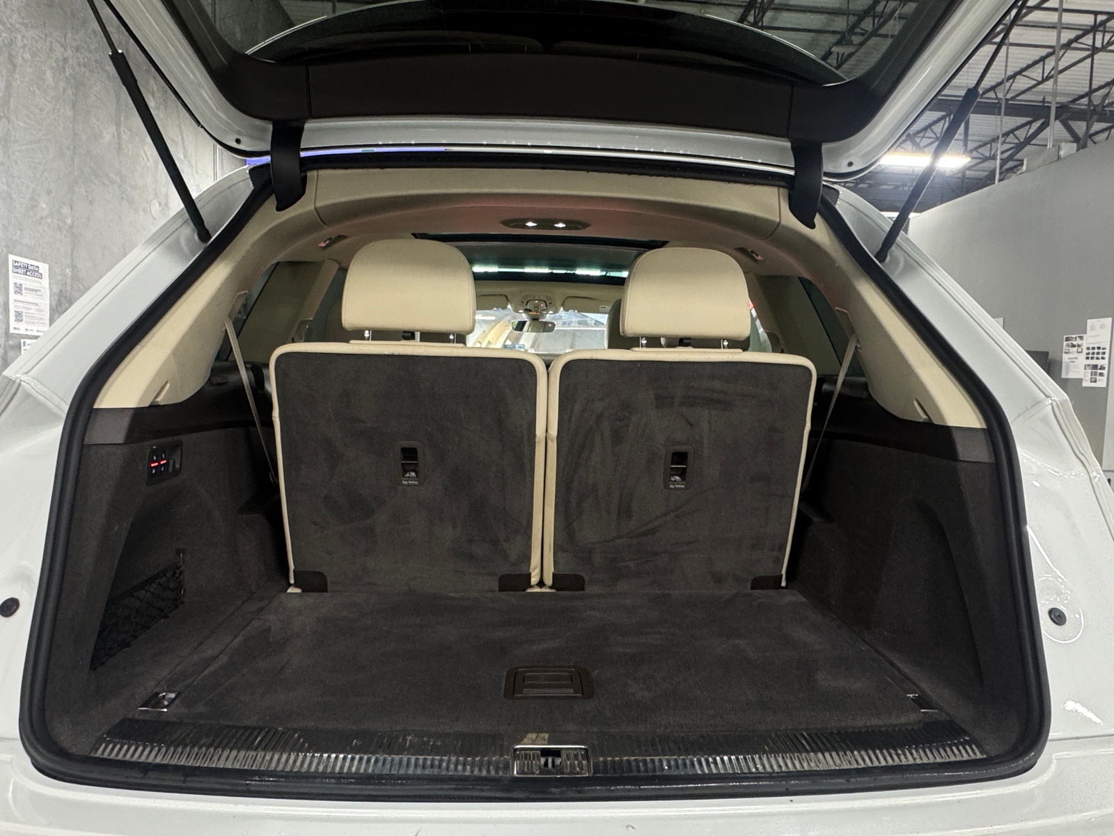 Thumbnail: 2019 Audi Q7 - 6