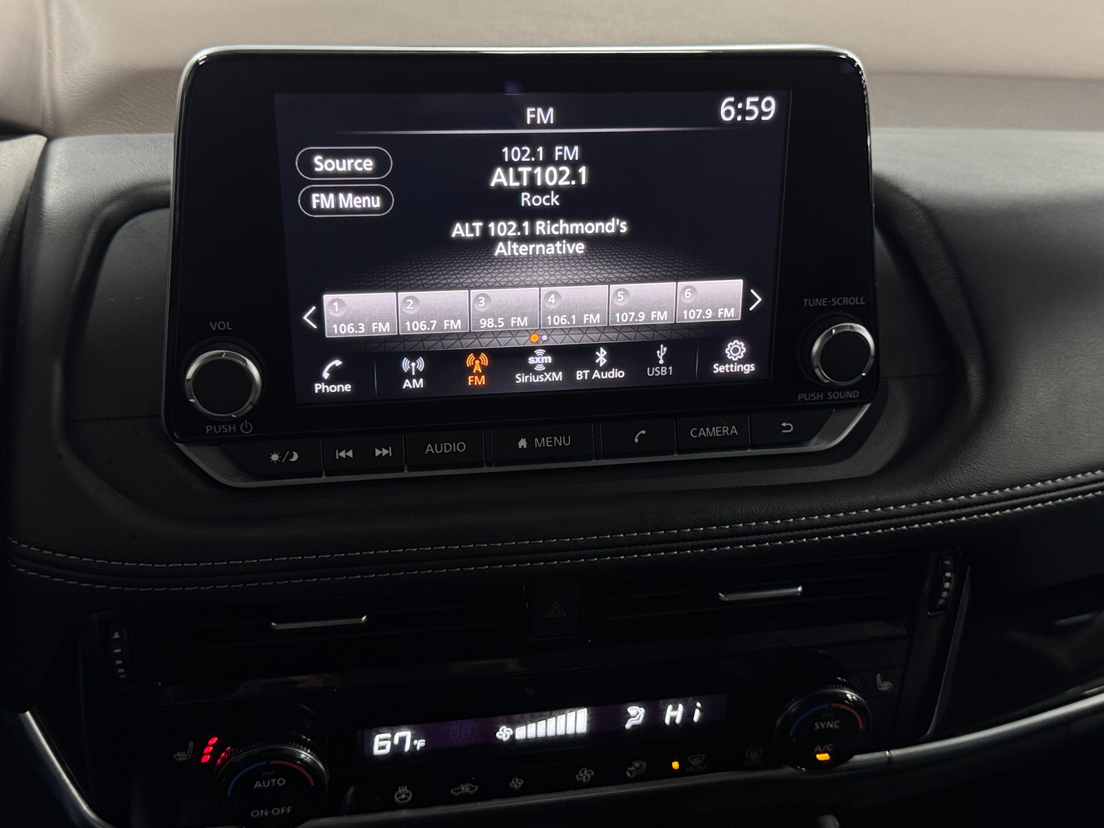 Thumbnail: 2023 Nissan Rogue - 3