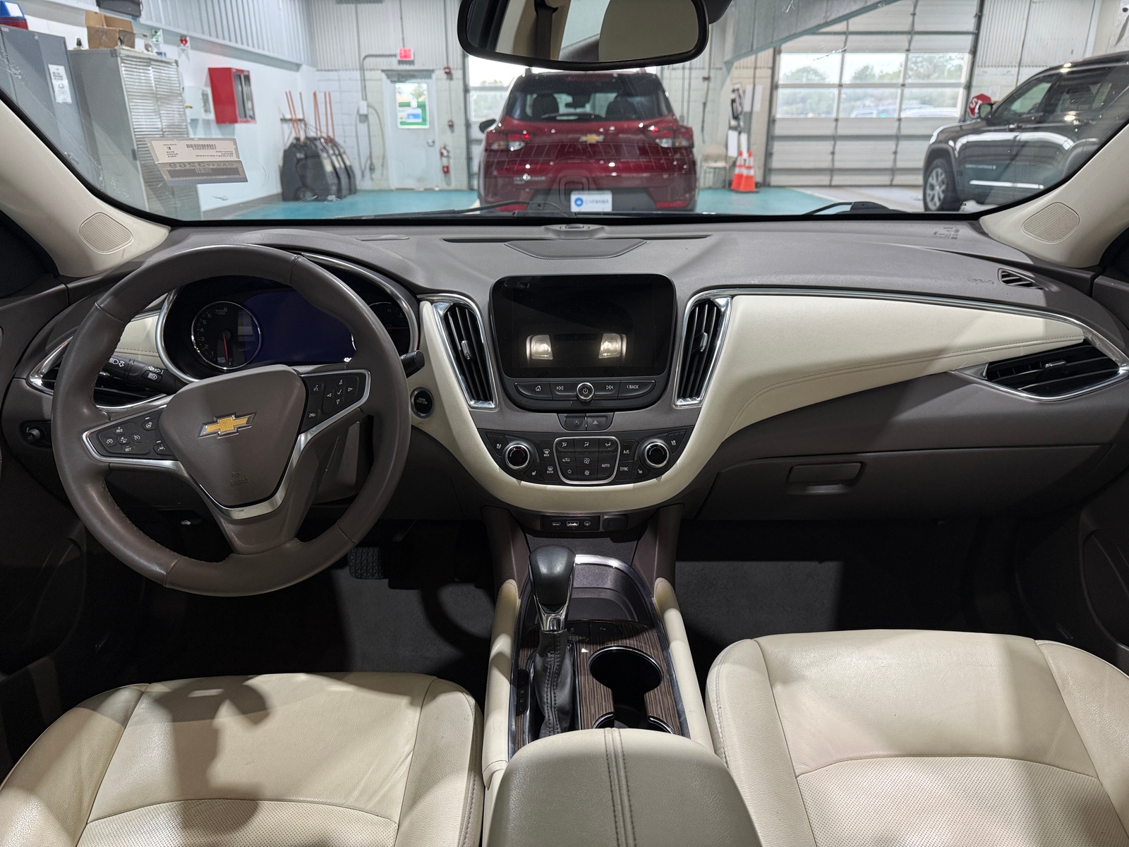 Thumbnail: 2024 Chevrolet Malibu - 3