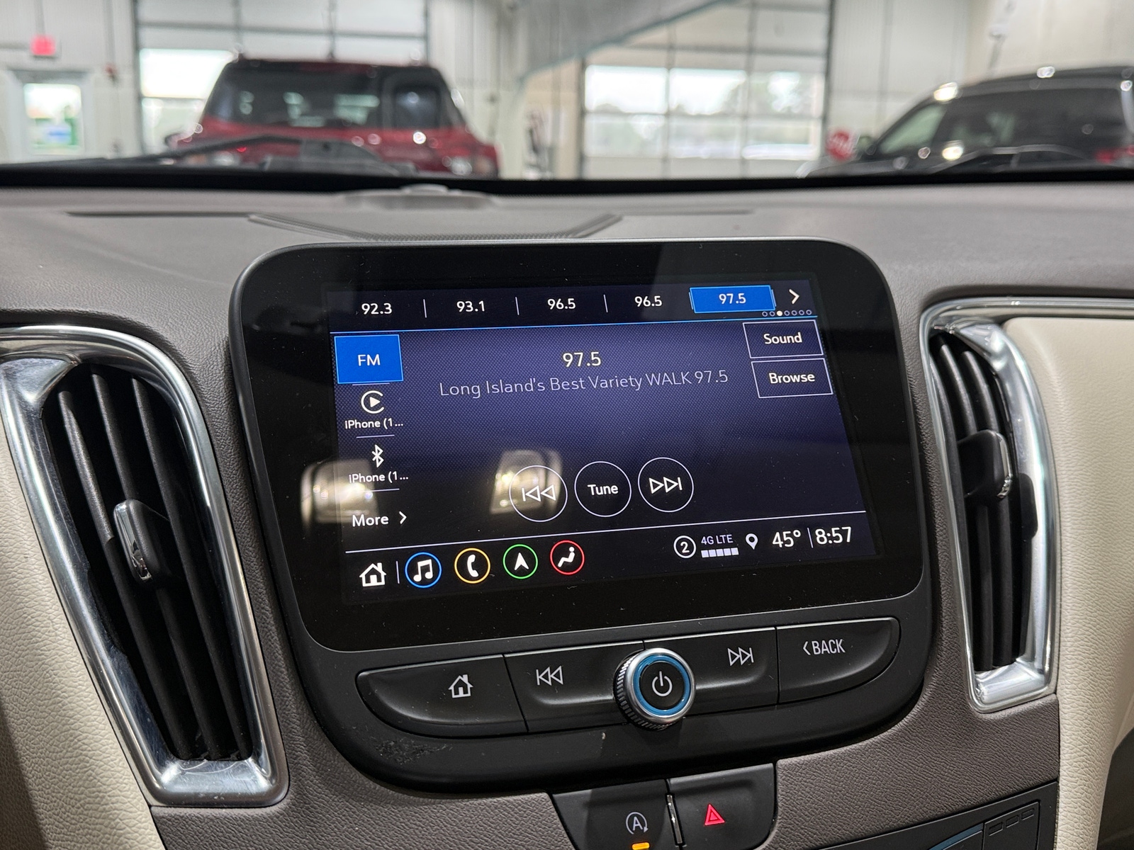 Thumbnail: 2024 Chevrolet Malibu - 4