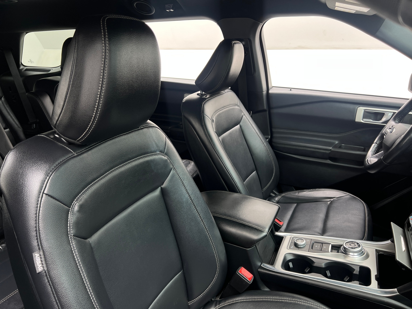 Thumbnail: 2020 Ford Explorer - 2