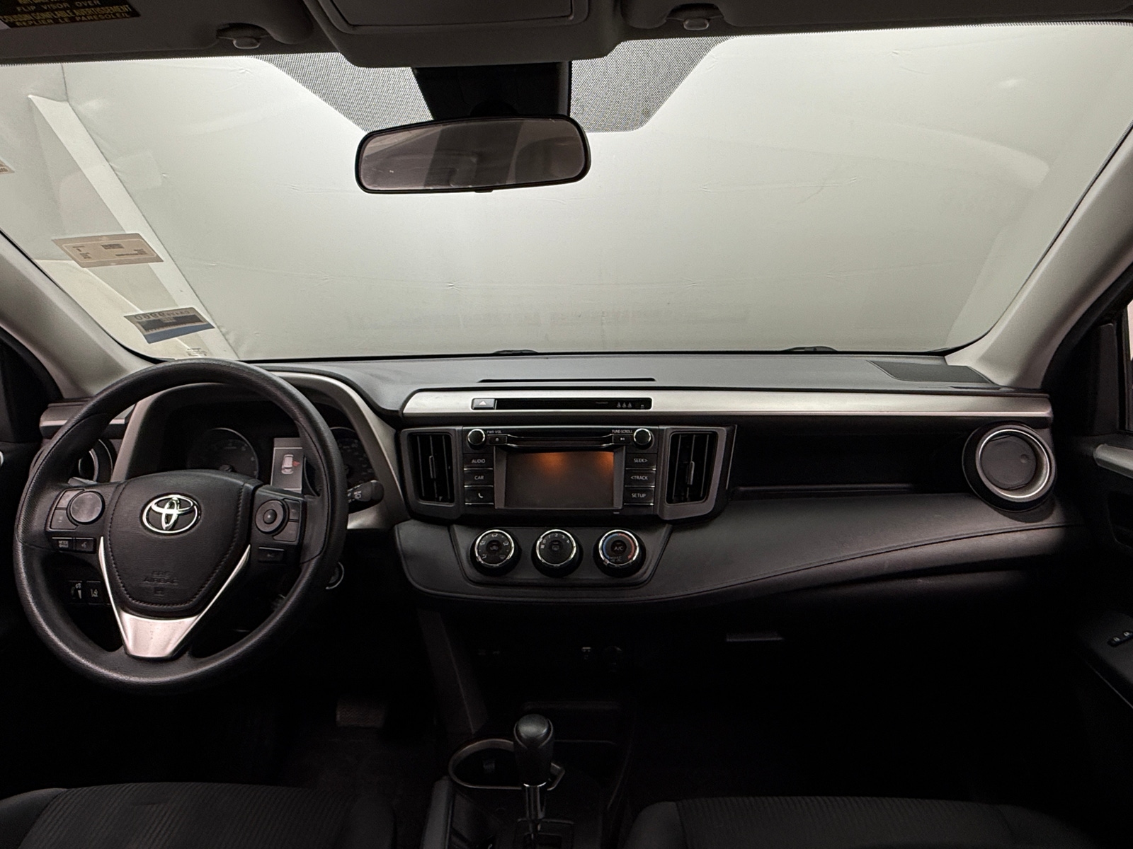 Thumbnail: 2018 Toyota RAV4 - 3