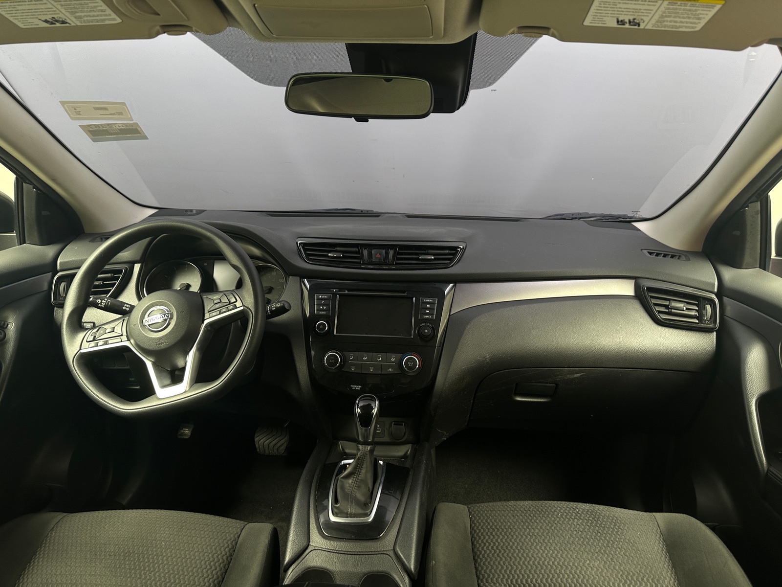 Thumbnail: 2021 Nissan Rogue Sport - 3