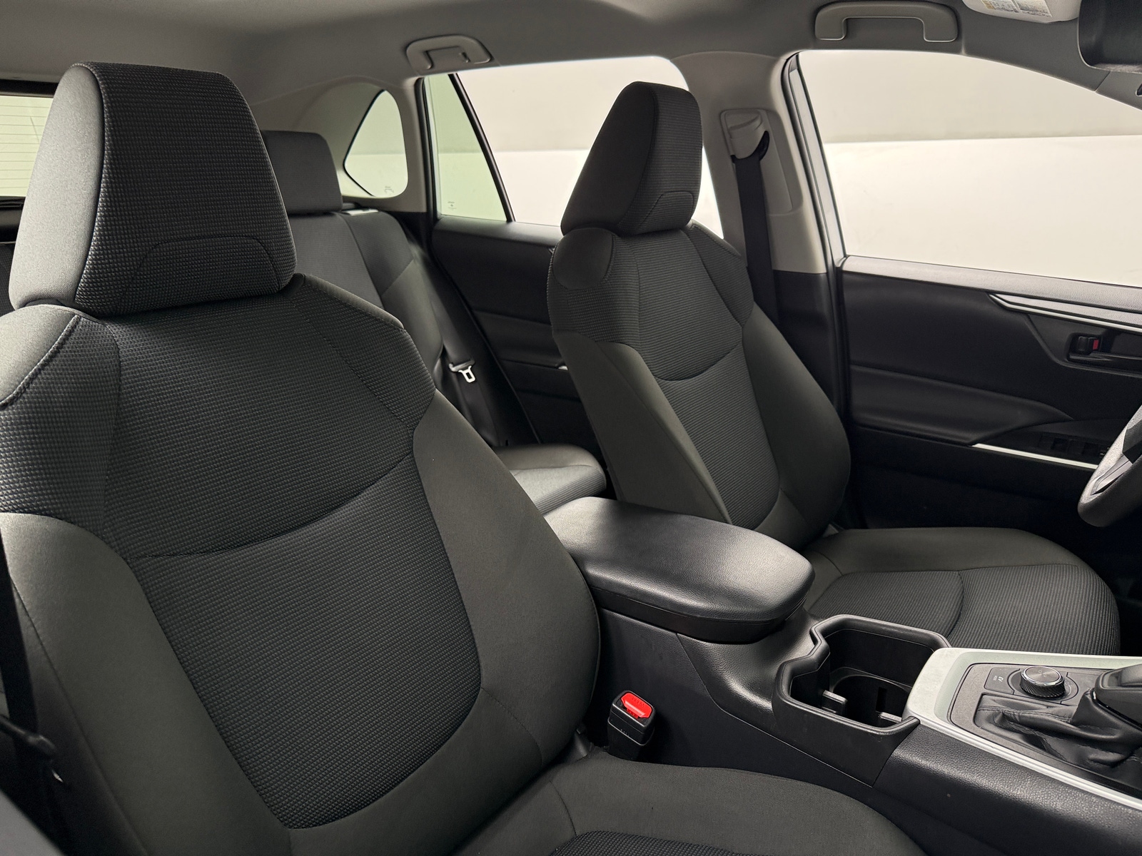 Thumbnail: 2025 Toyota RAV4 - 2