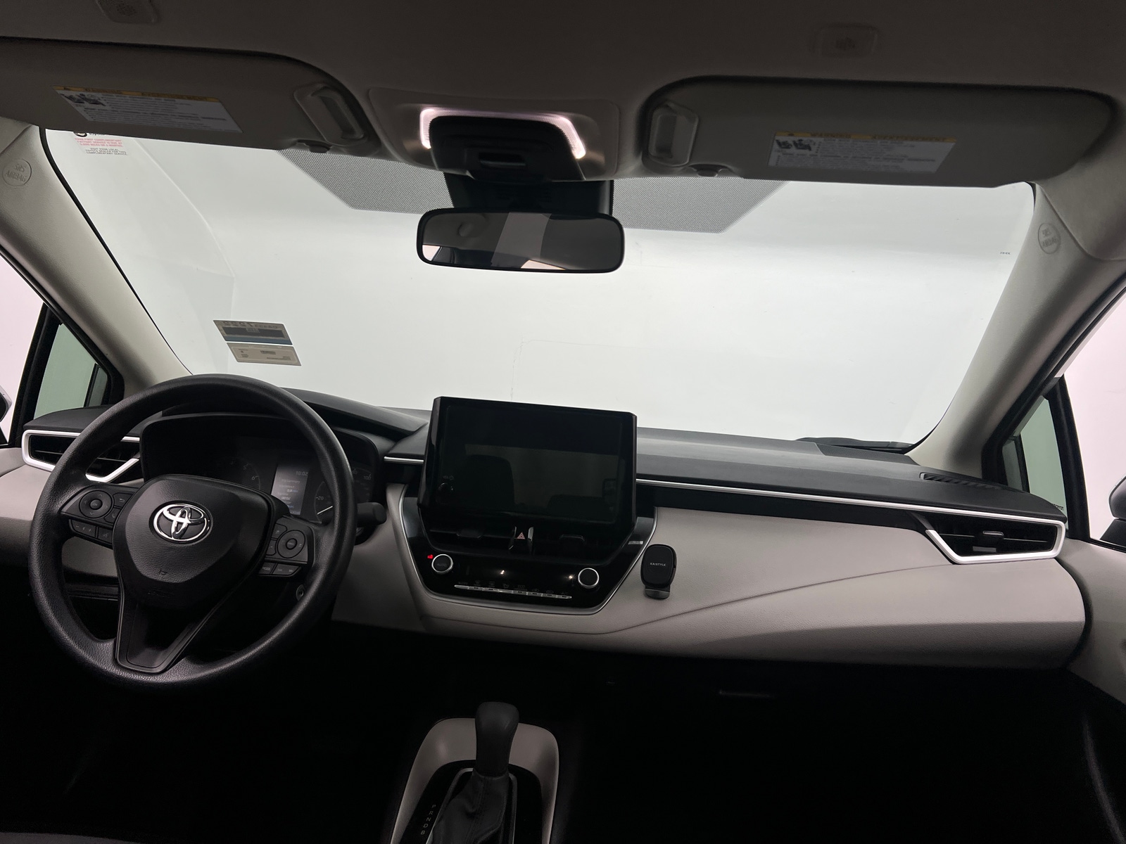 Thumbnail: 2025 Toyota Corolla - 3