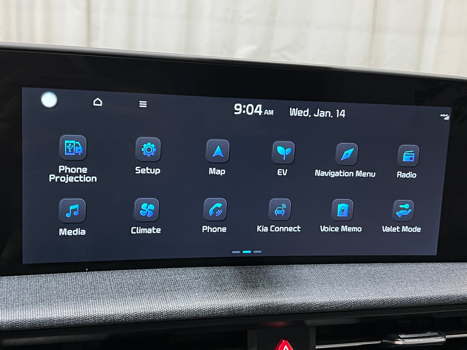 Thumbnail: 2022 Kia EV6 - 3