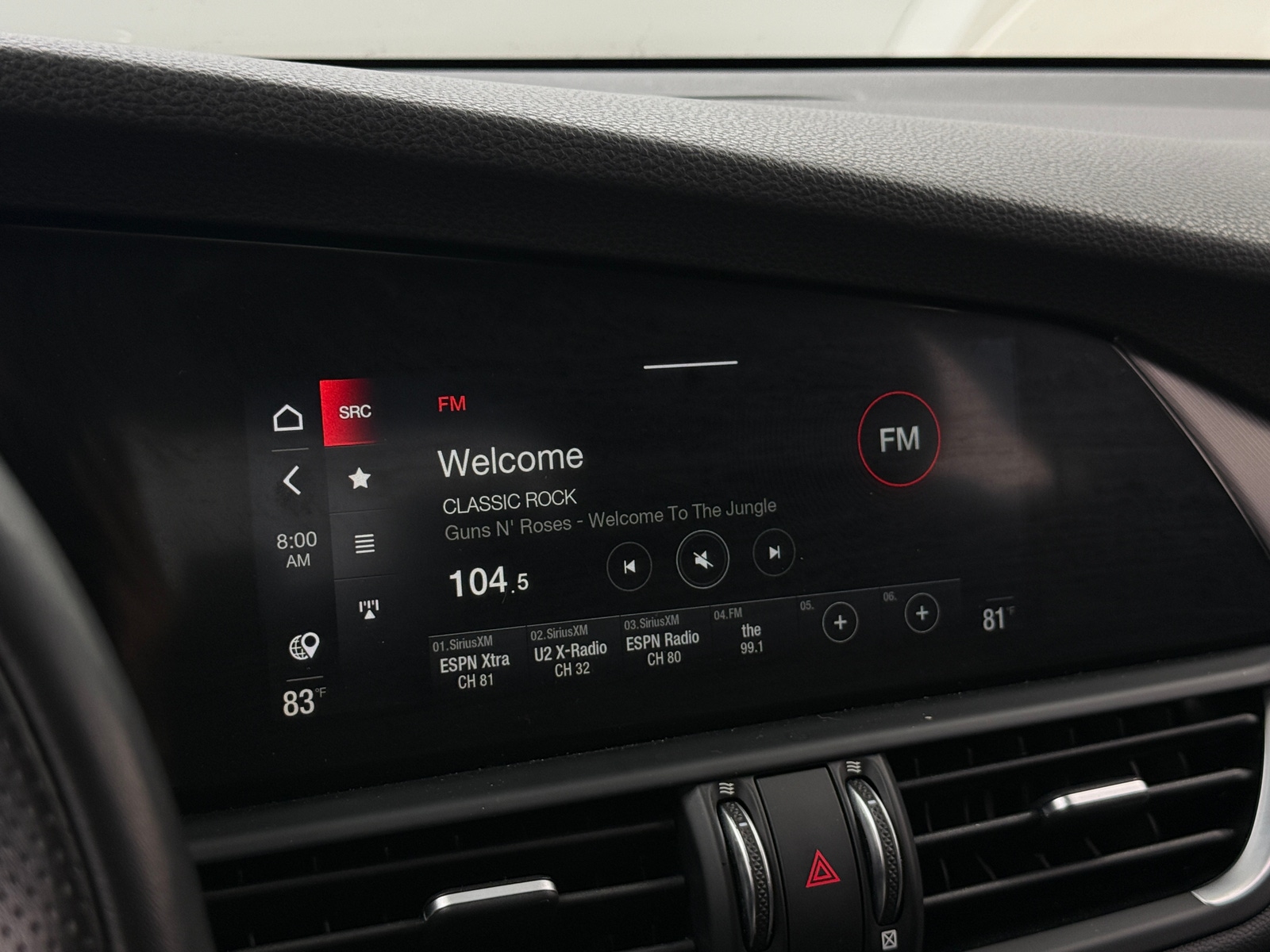 Thumbnail: 2021 Alfa Romeo Giulia - 3