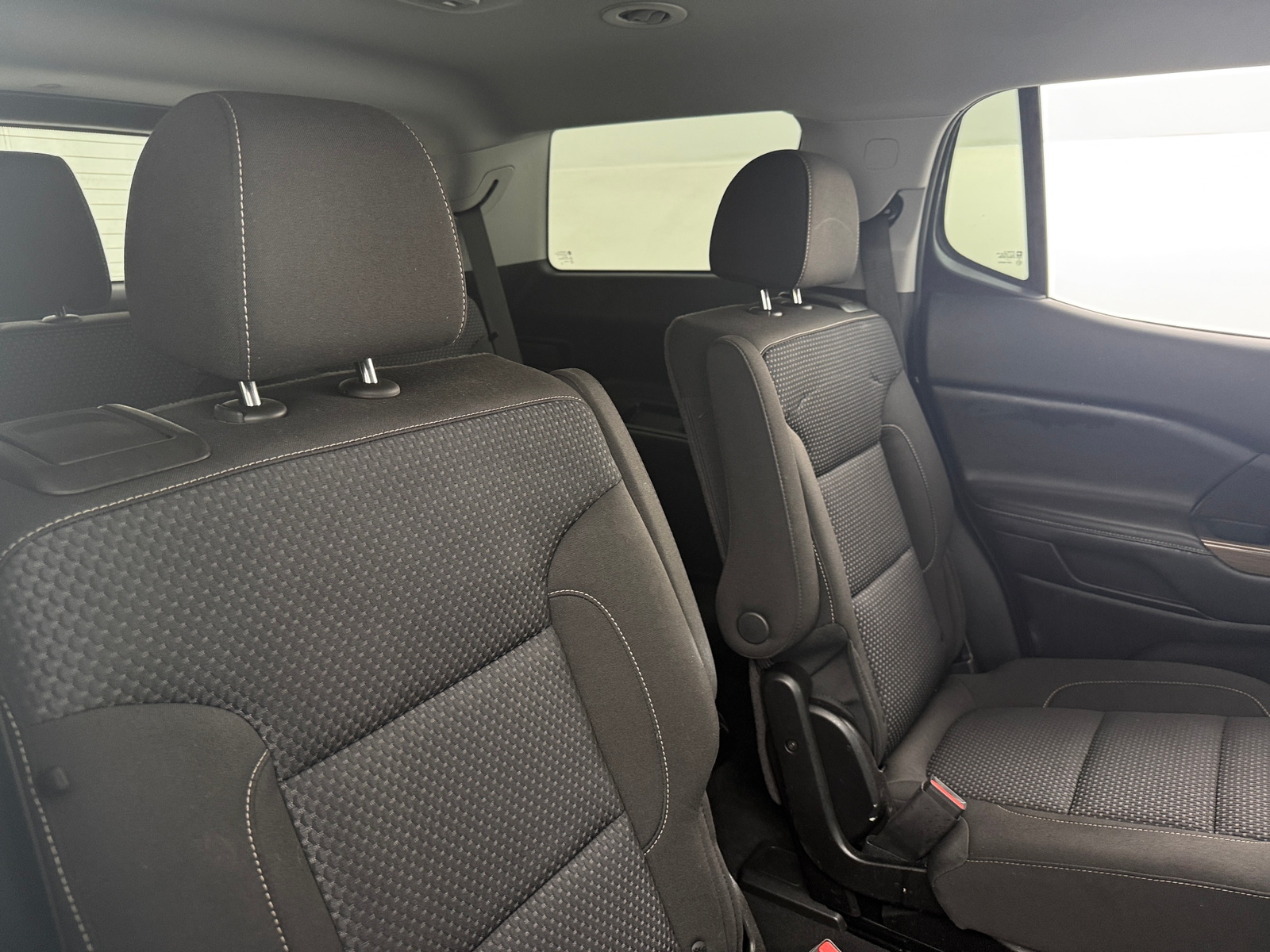 Thumbnail: 2023 GMC Acadia - 6