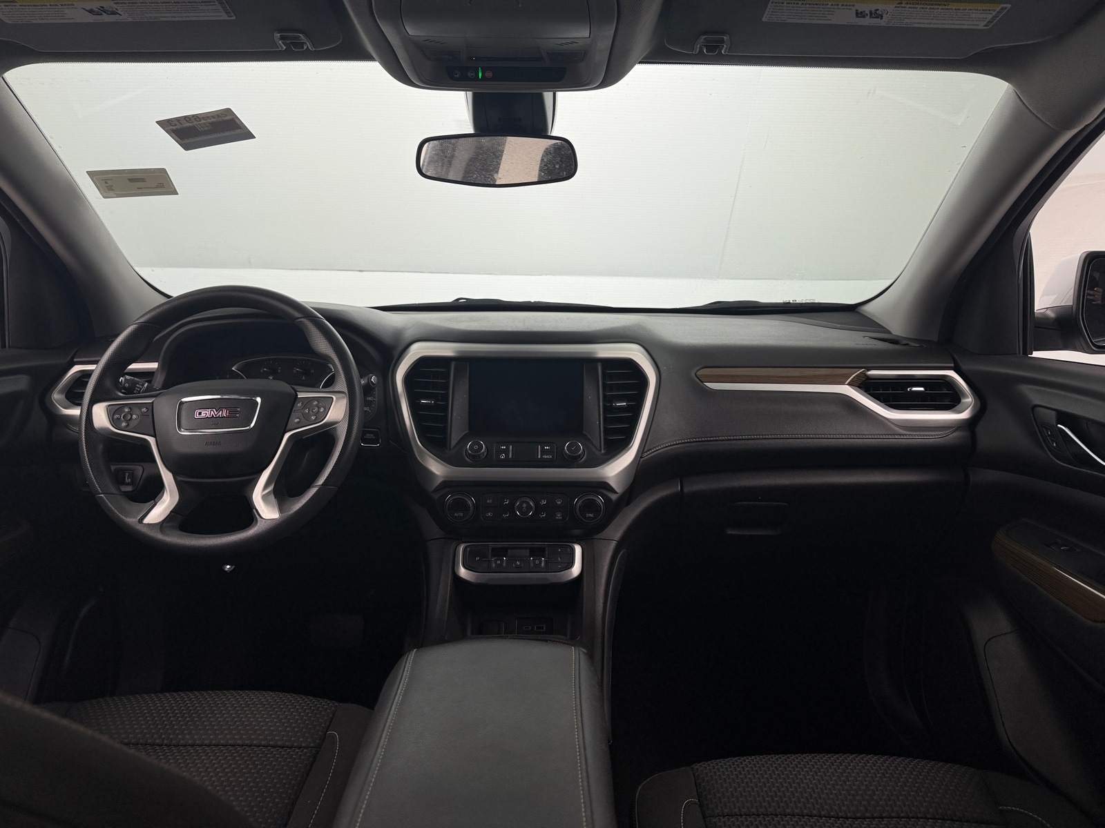 Thumbnail: 2023 GMC Acadia - 3