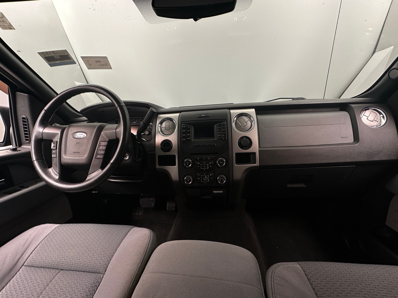 Thumbnail: 2014 Ford Econoline - 3