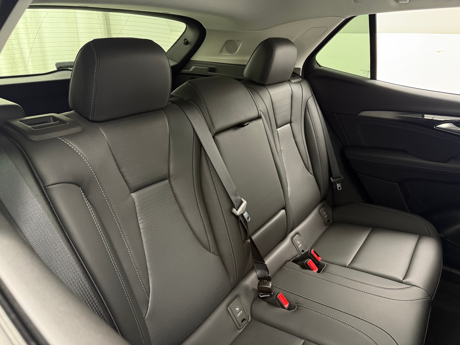 Thumbnail: 2025 Buick Envision - 5