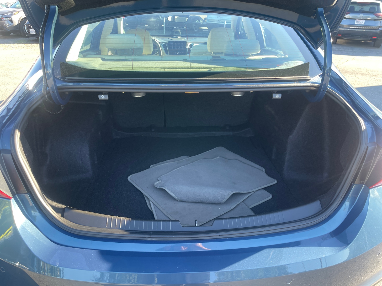 Thumbnail: 2024 Chevrolet Malibu - 6