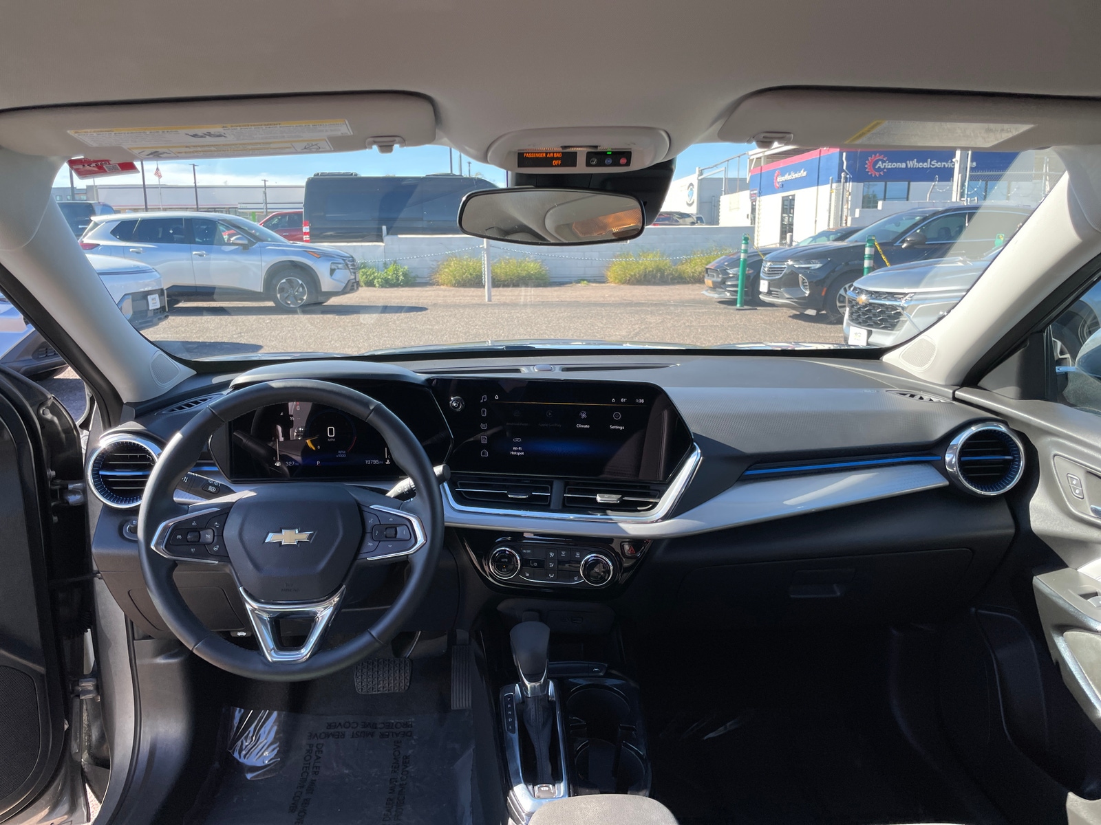 Thumbnail: 2025 Chevrolet Trax - 3