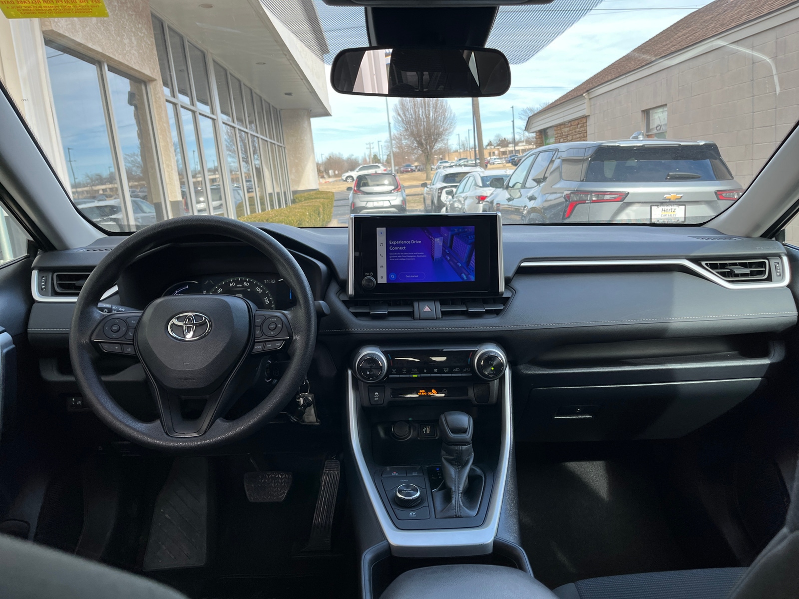 Thumbnail: 2025 Toyota RAV4 - 3