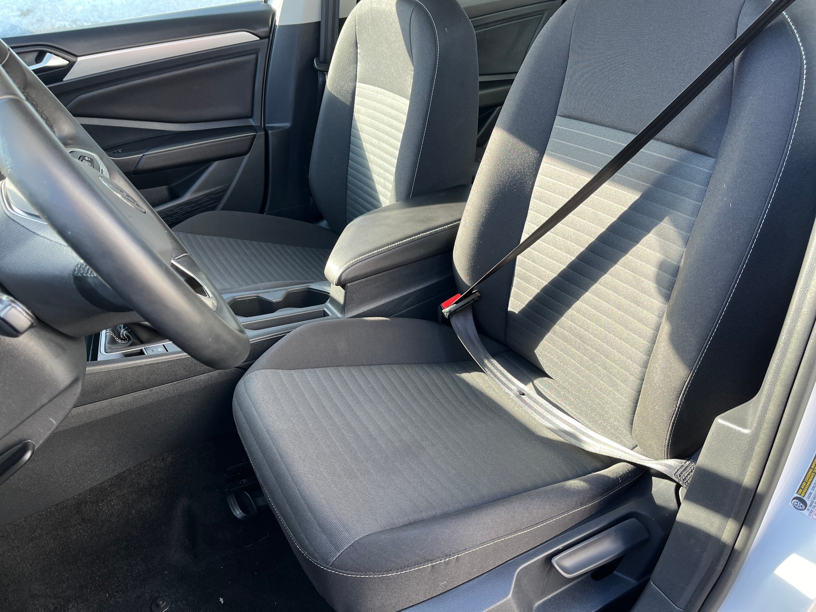 Thumbnail: 2025 Volkswagen Jetta - 2