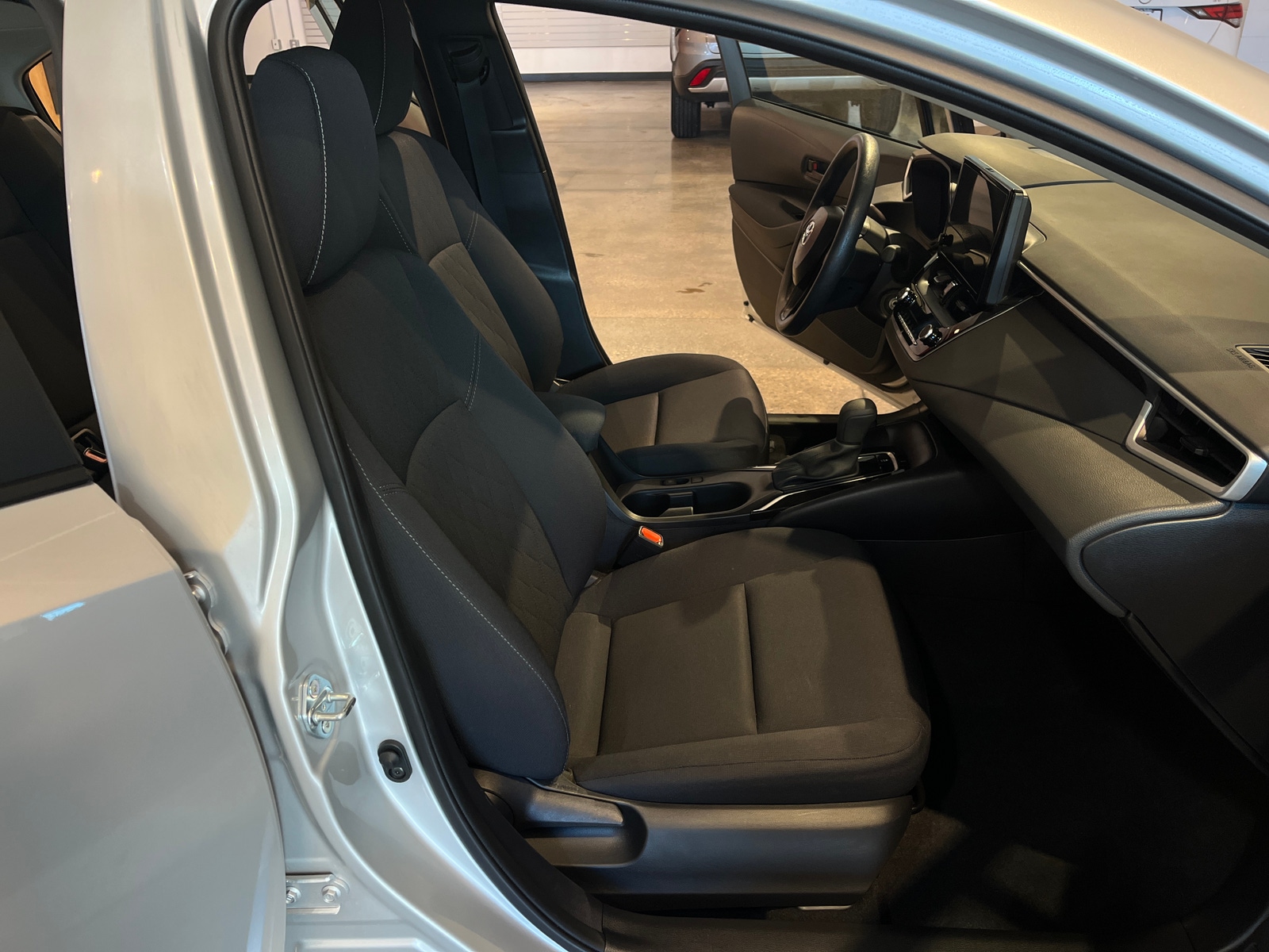 Thumbnail: 2025 Toyota Corolla - 2