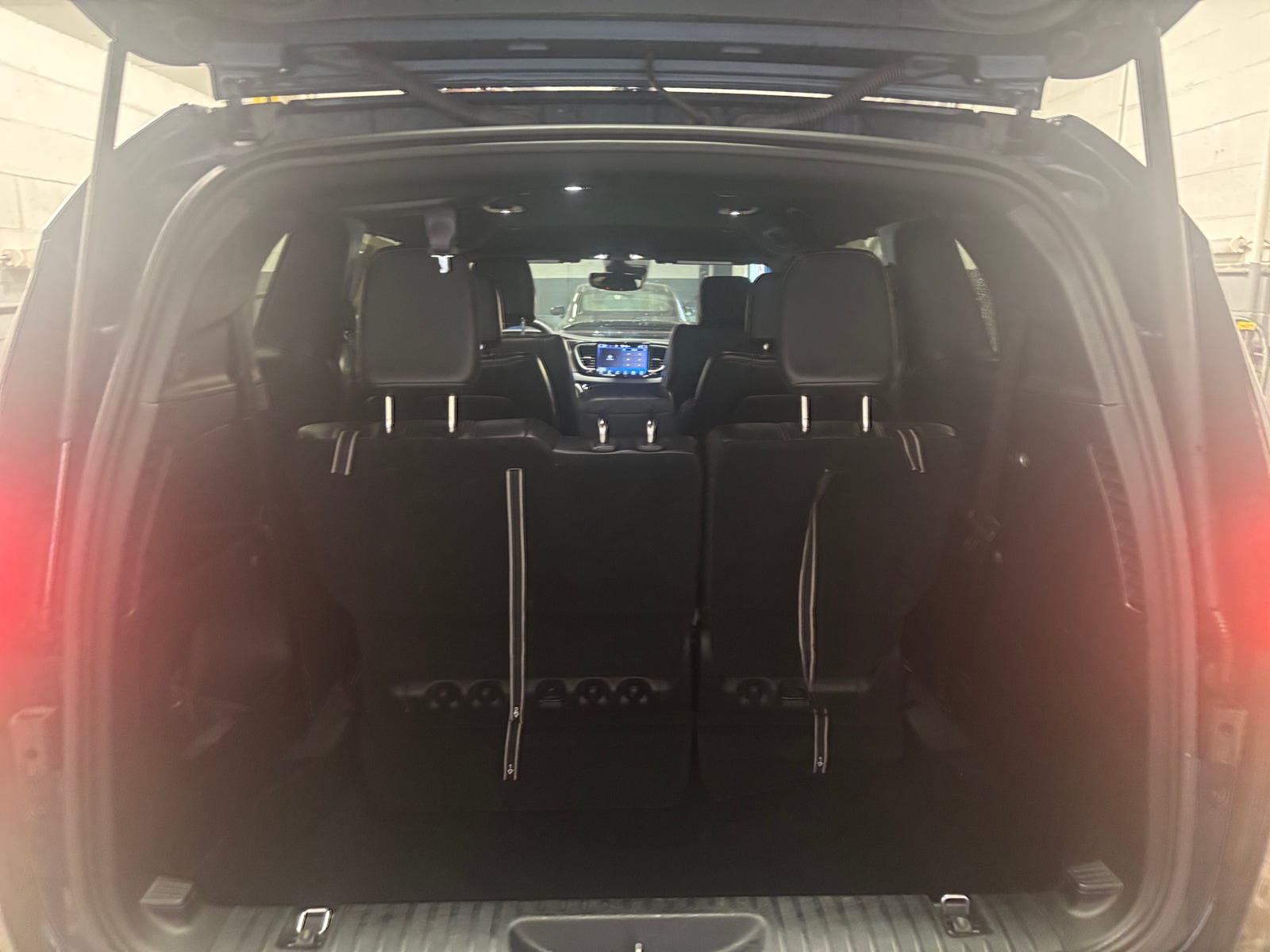 Thumbnail: 2025 Chrysler Pacifica - 7