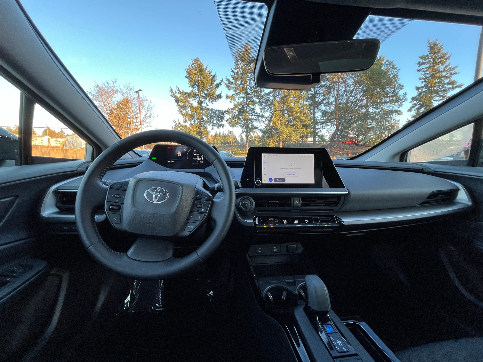 Thumbnail: 2025 Toyota Prius - 3