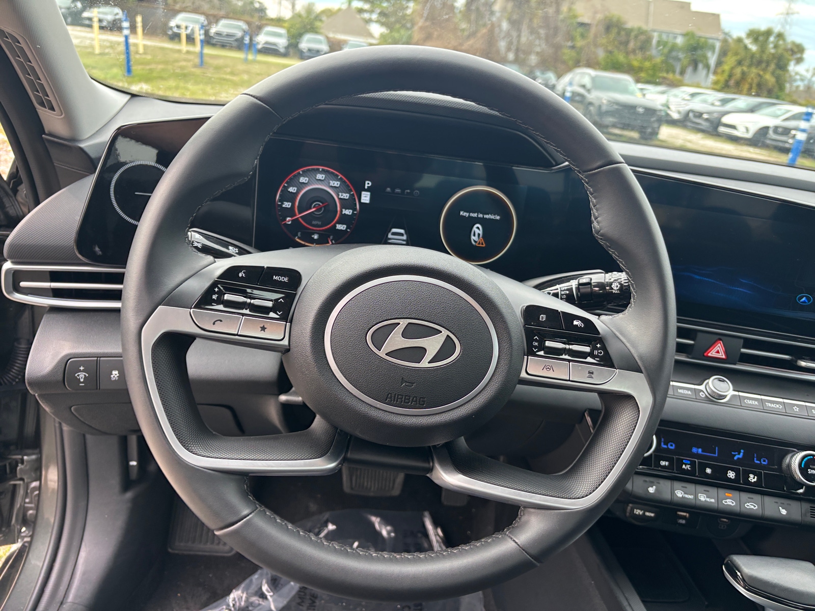 Thumbnail: 2025 Hyundai Elantra - 5