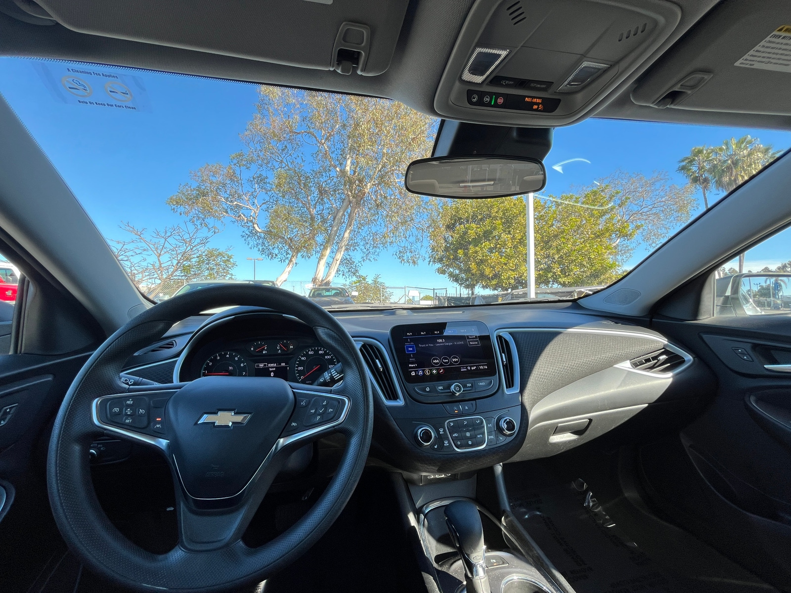 Thumbnail: 2023 Chevrolet Malibu - 3