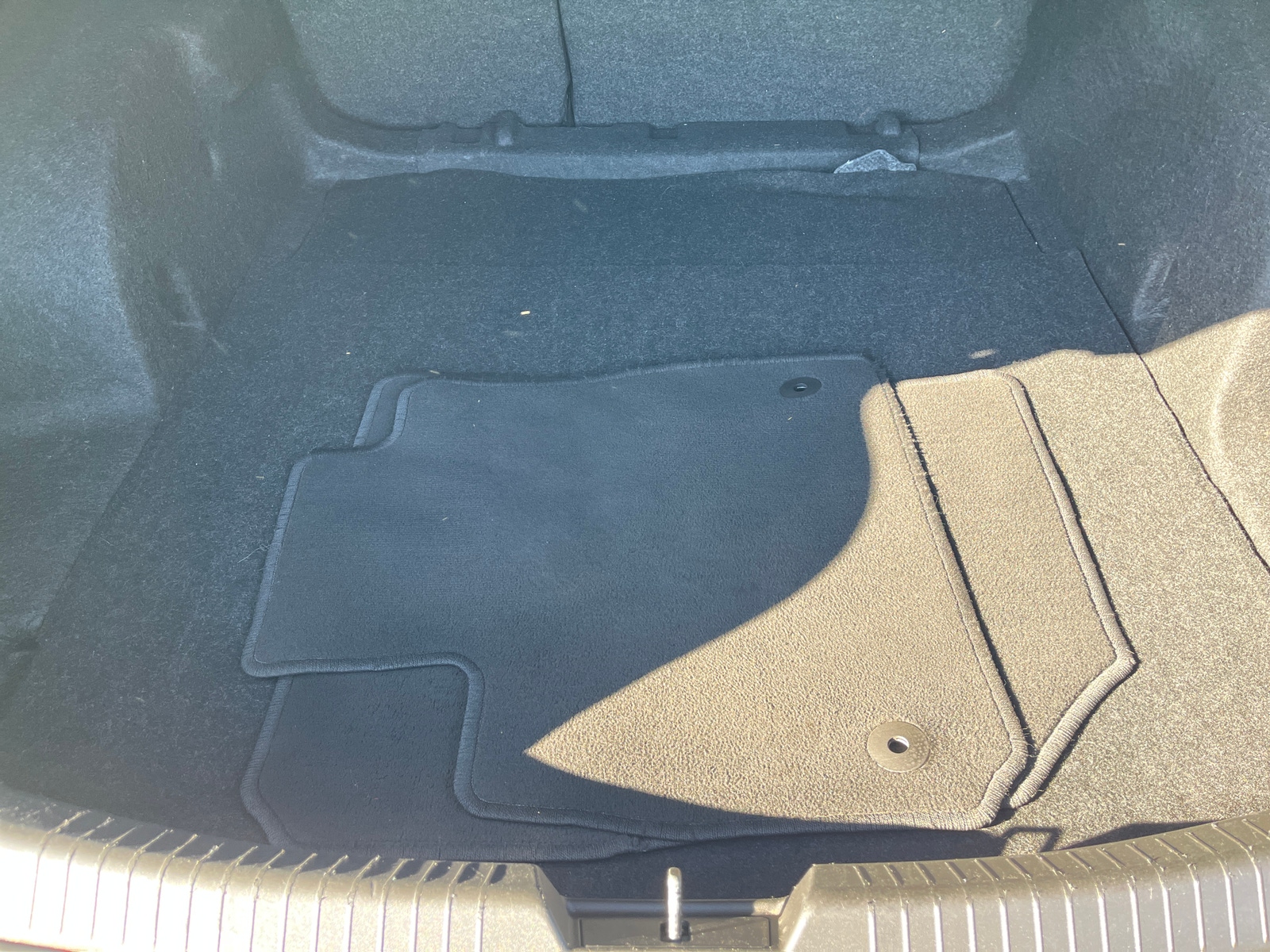 Thumbnail: 2023 Chevrolet Malibu - 6