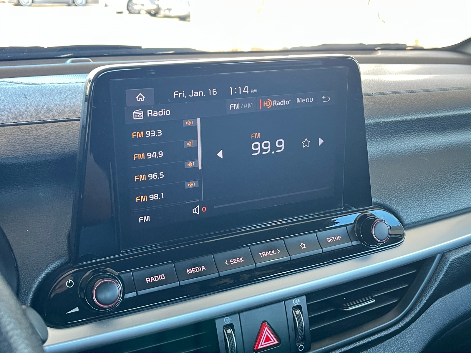 Thumbnail: 2023 Kia Forte - 4