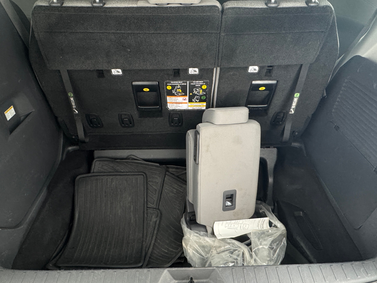 Thumbnail: 2021 Toyota Sienna - 7