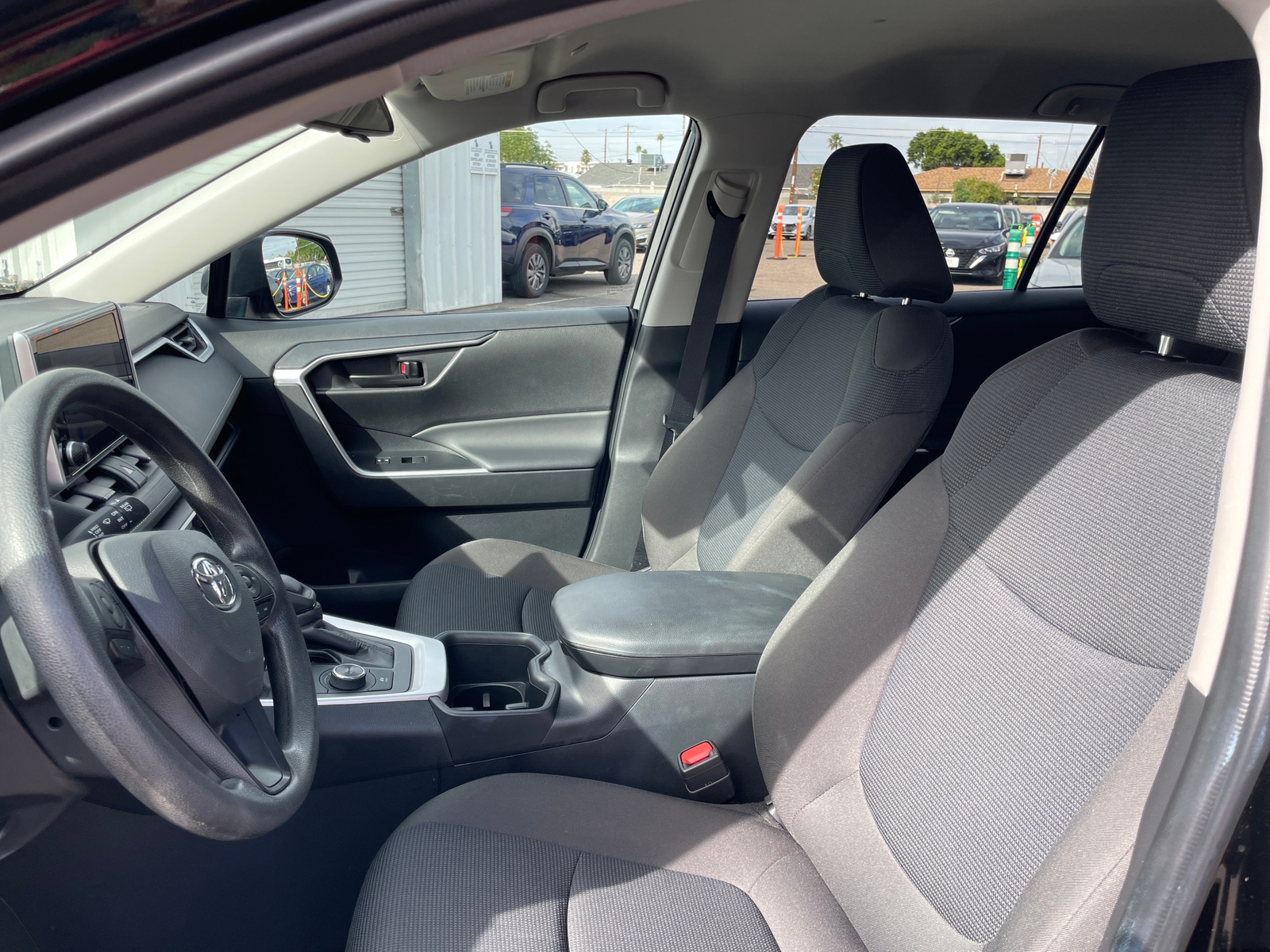 Thumbnail: 2025 Toyota RAV4 - 2