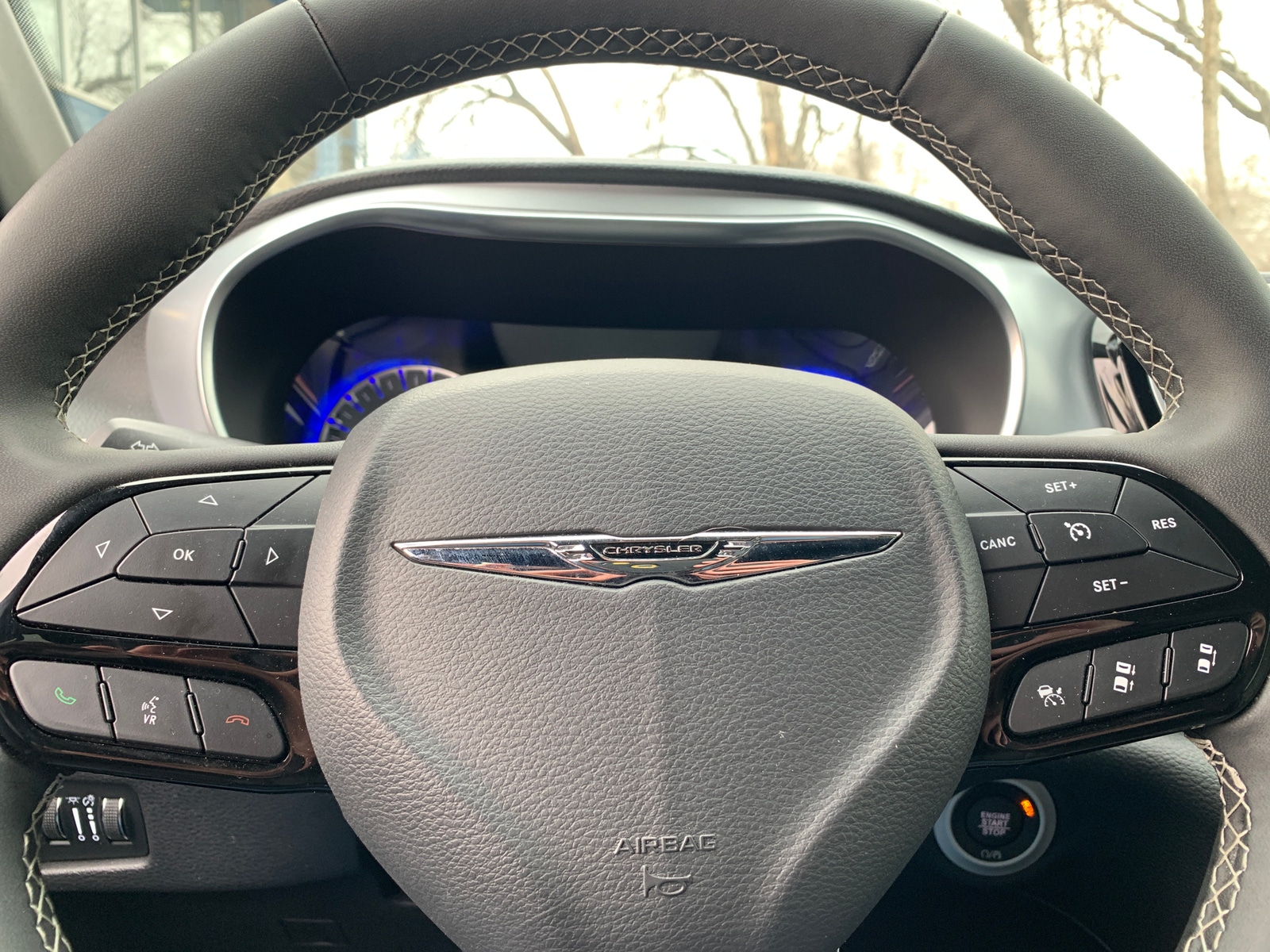 Thumbnail: 2025 Chrysler Pacifica - 5