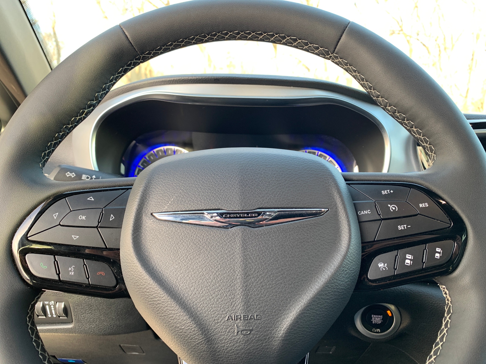 Thumbnail: 2025 Chrysler Pacifica - 5