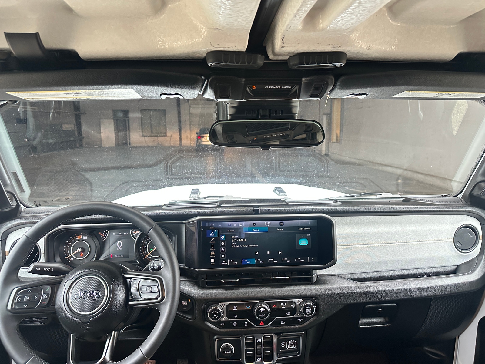 Thumbnail: 2025 Jeep Wrangler - 3