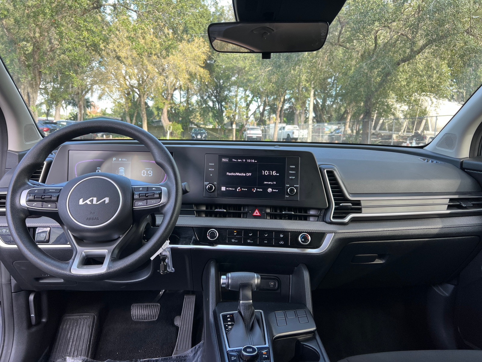 Thumbnail: 2025 Kia Sportage - 3