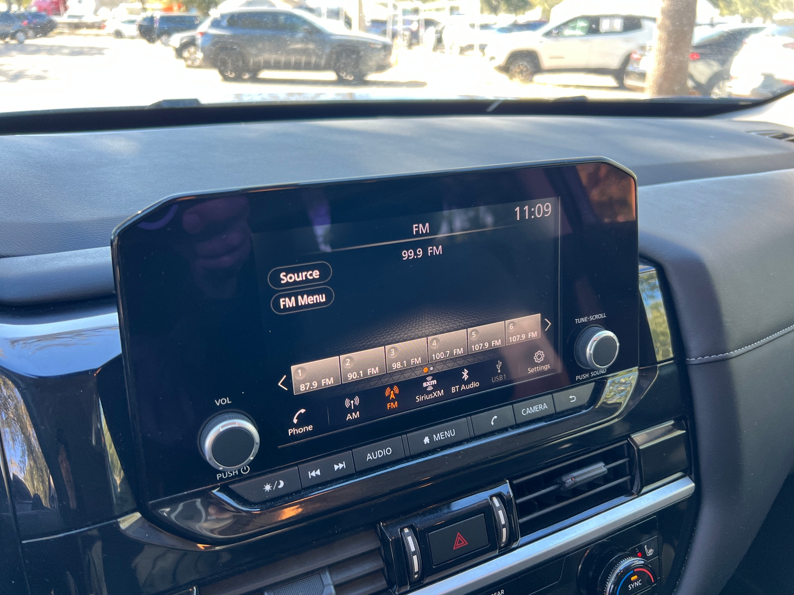 Thumbnail: 2025 Nissan Pathfinder - 4