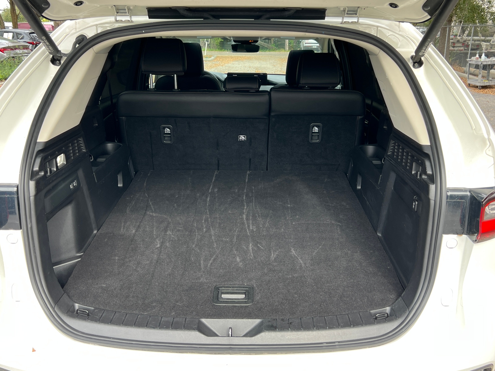 Thumbnail: 2025 Mazda CX-70 - 5