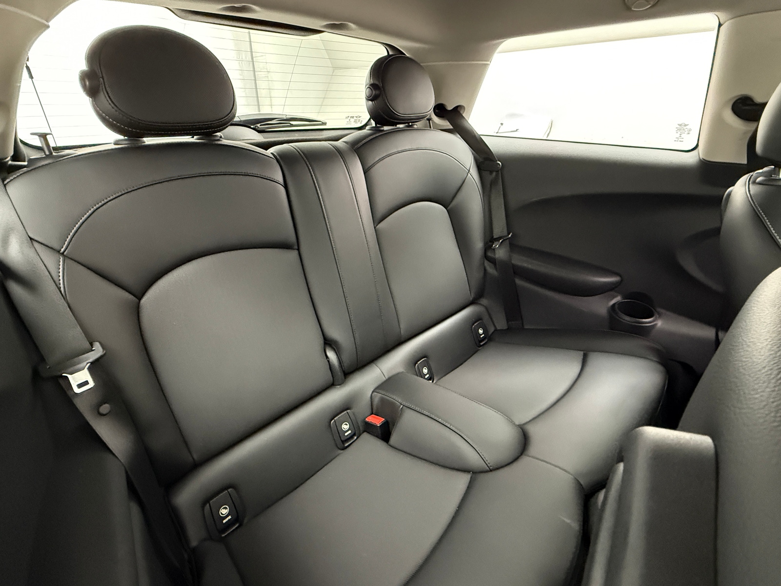 Thumbnail: 2014 MINI Cooper Hardtop - 5