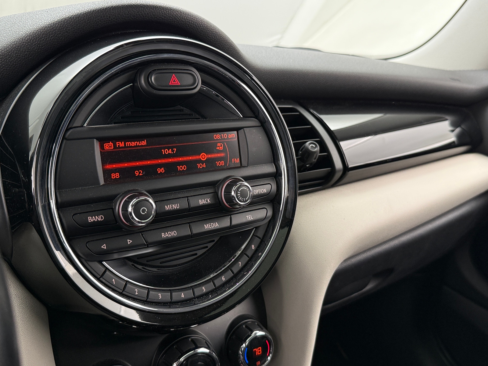 Thumbnail: 2014 MINI Cooper Hardtop - 3