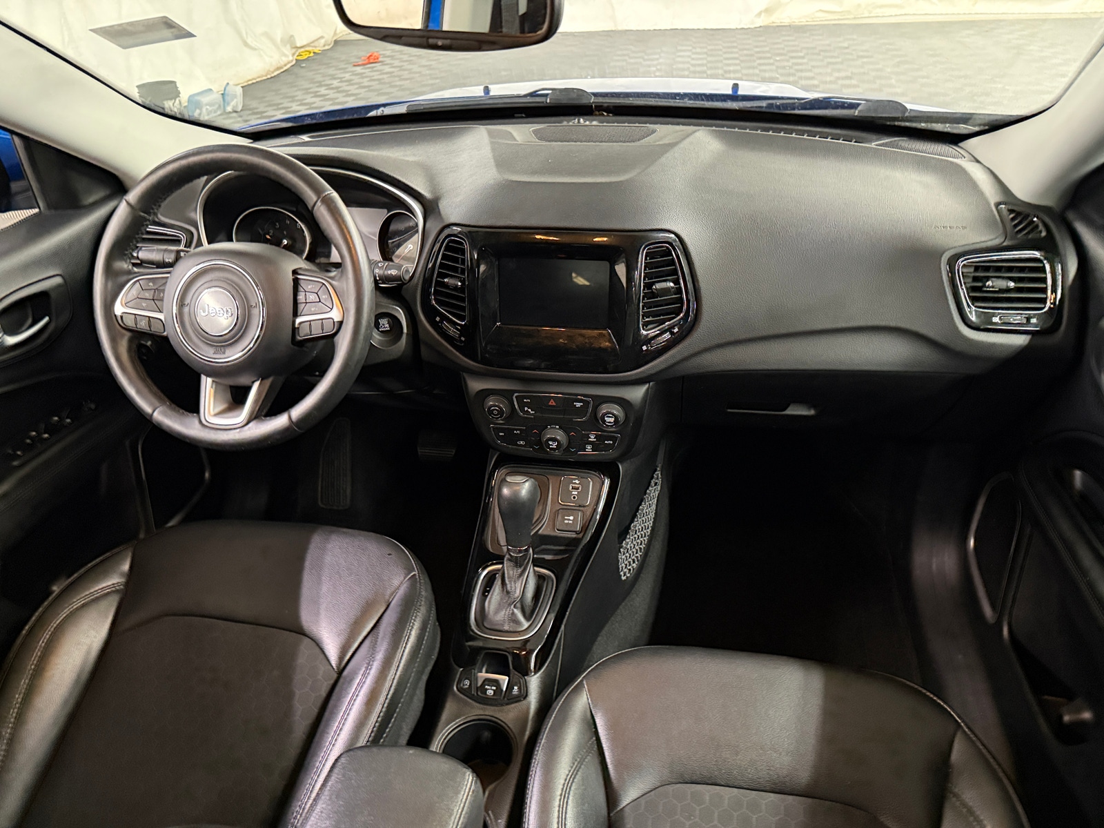 Thumbnail: 2018 Jeep Compass - 2