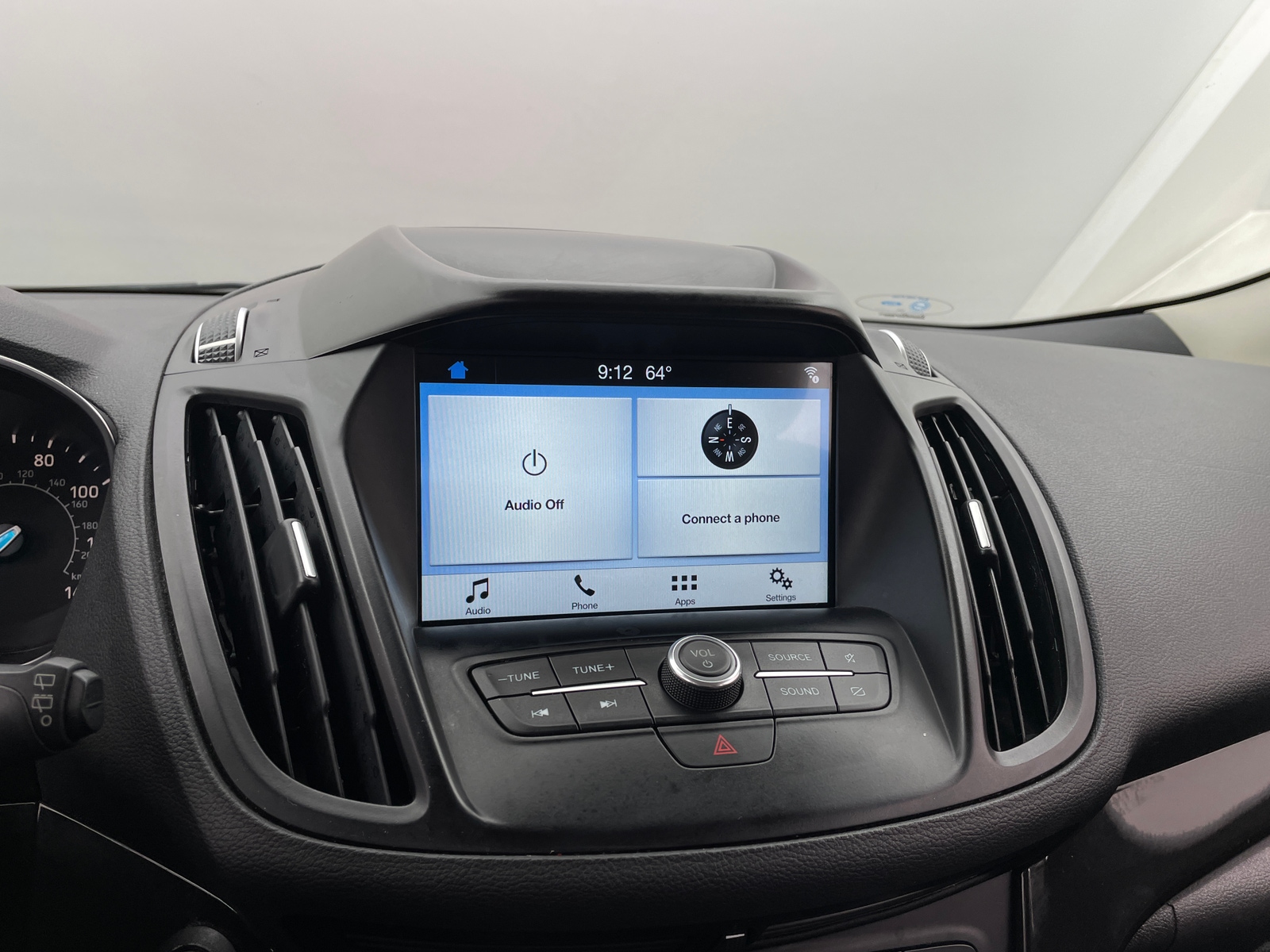 Thumbnail: 2019 Ford Escape - 4