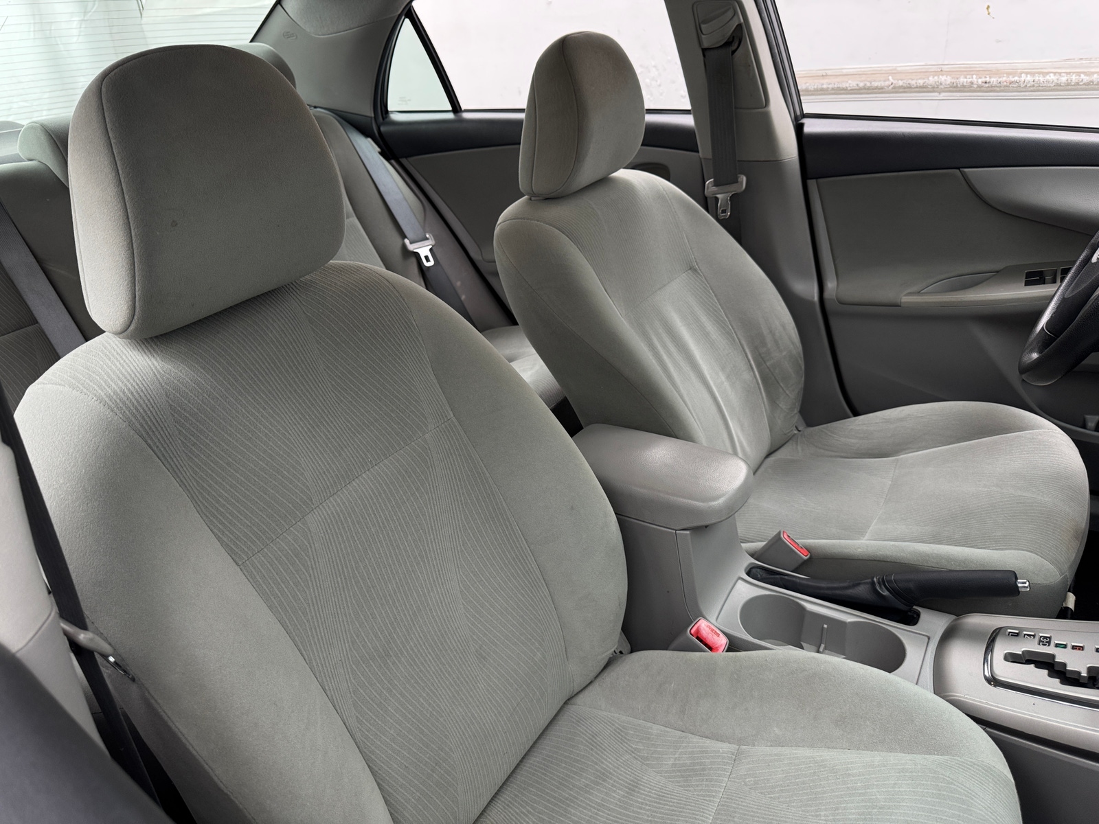 Thumbnail: 2013 Toyota Corolla - 2