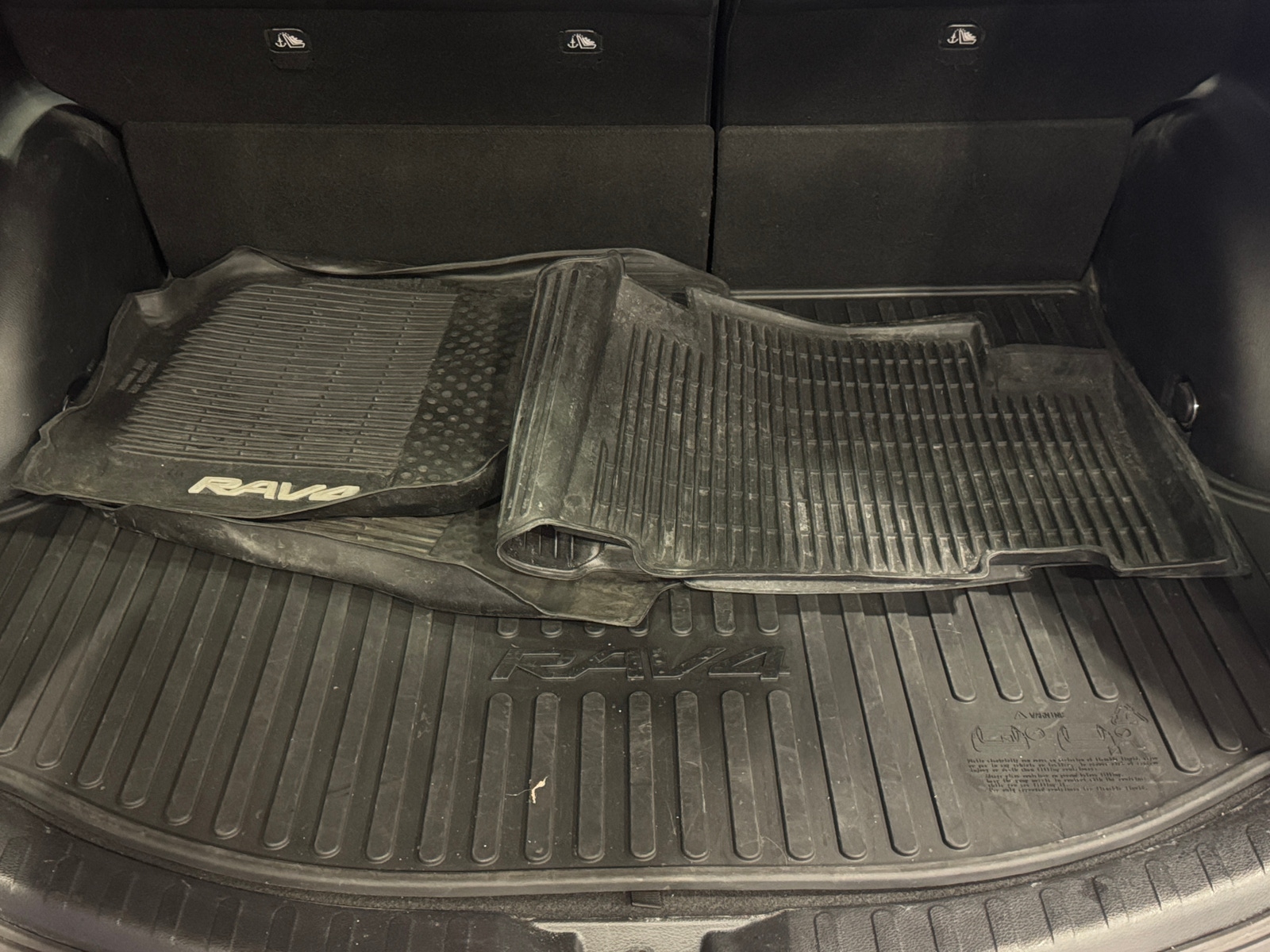 Thumbnail: 2018 Toyota RAV4 - 6