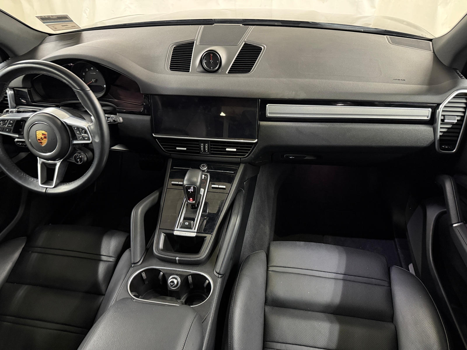 Thumbnail: 2022 Porsche Cayenne - 2