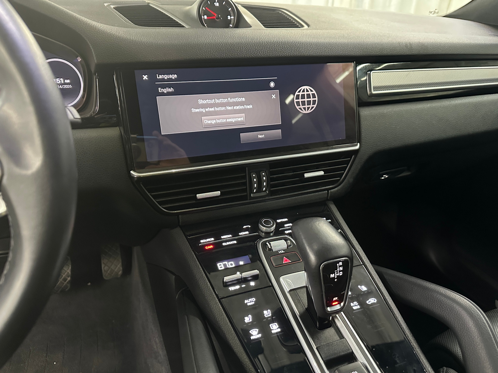 Thumbnail: 2022 Porsche Cayenne - 3