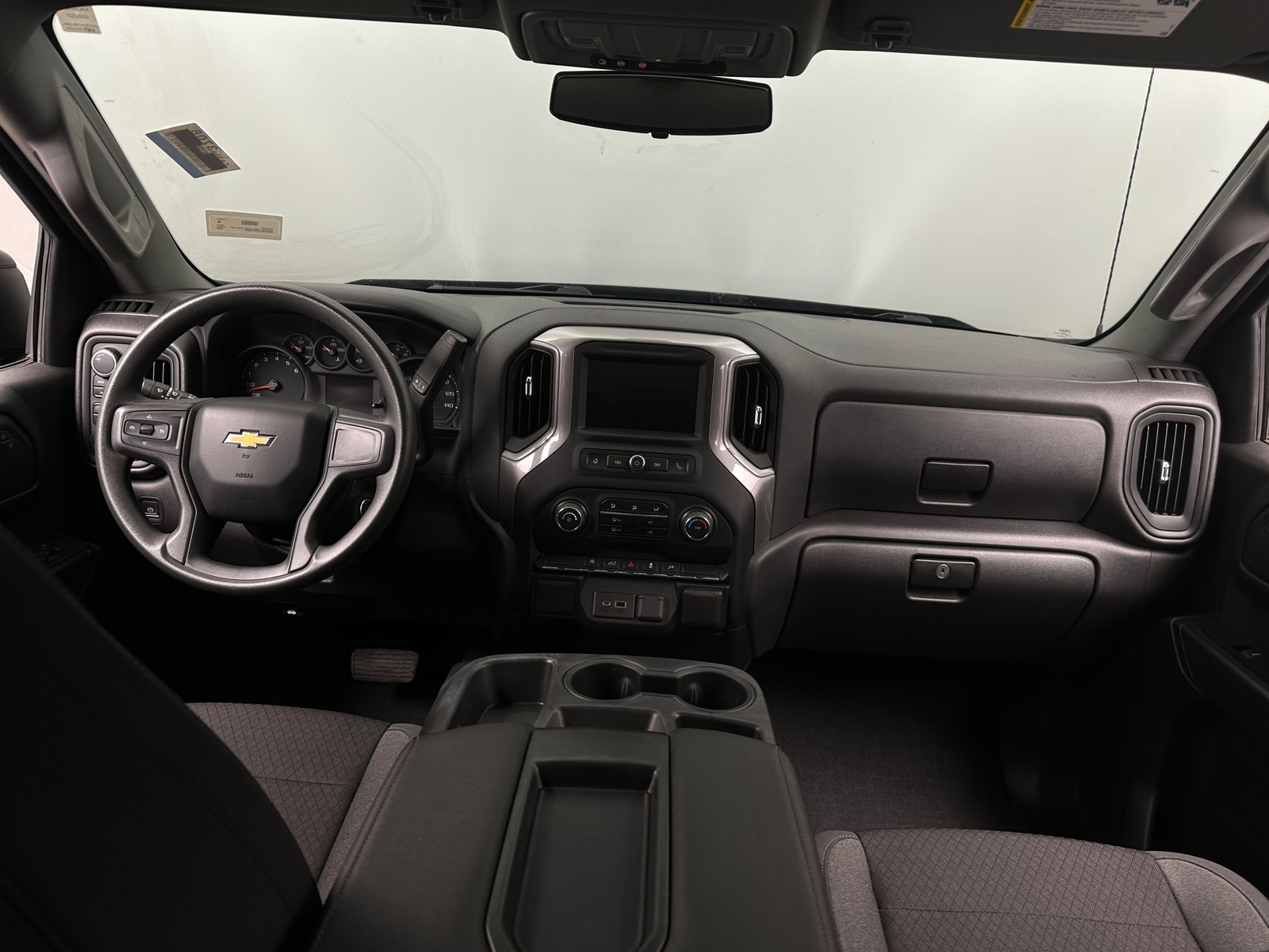 Thumbnail: 2022 Chevrolet Silverado 1500 - 3