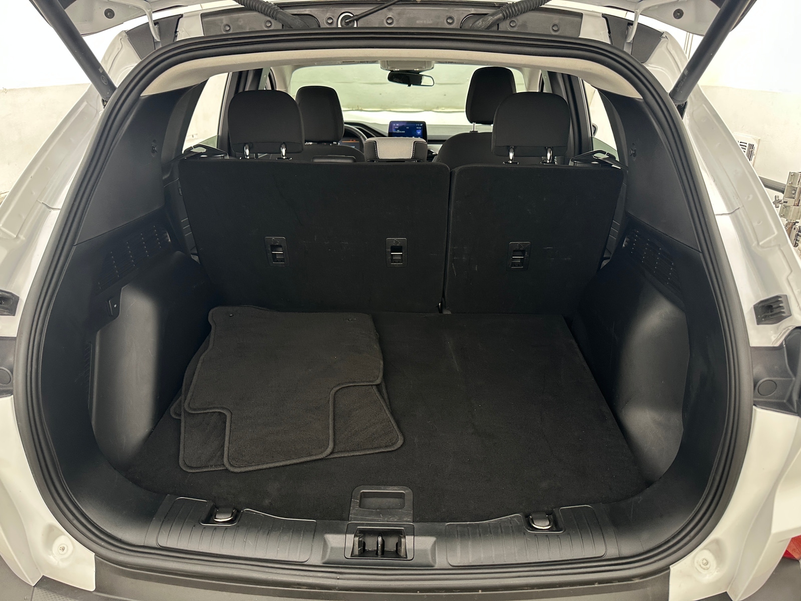 Thumbnail: 2023 Ford Escape - 7