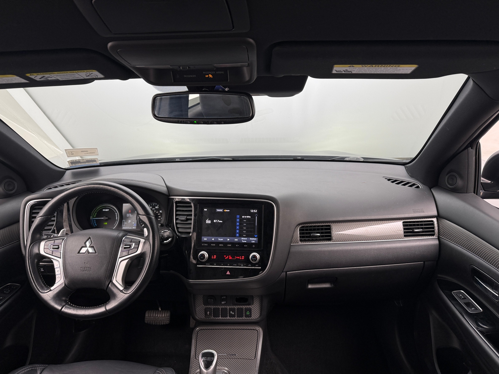 Thumbnail: 2020 Mitsubishi Outlander - 2