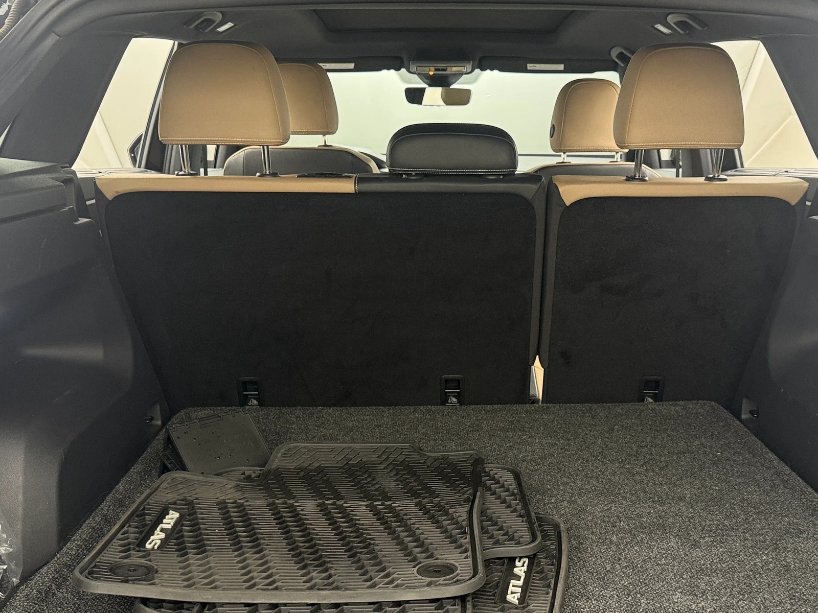 Thumbnail: 2024 Volkswagen Atlas - 6