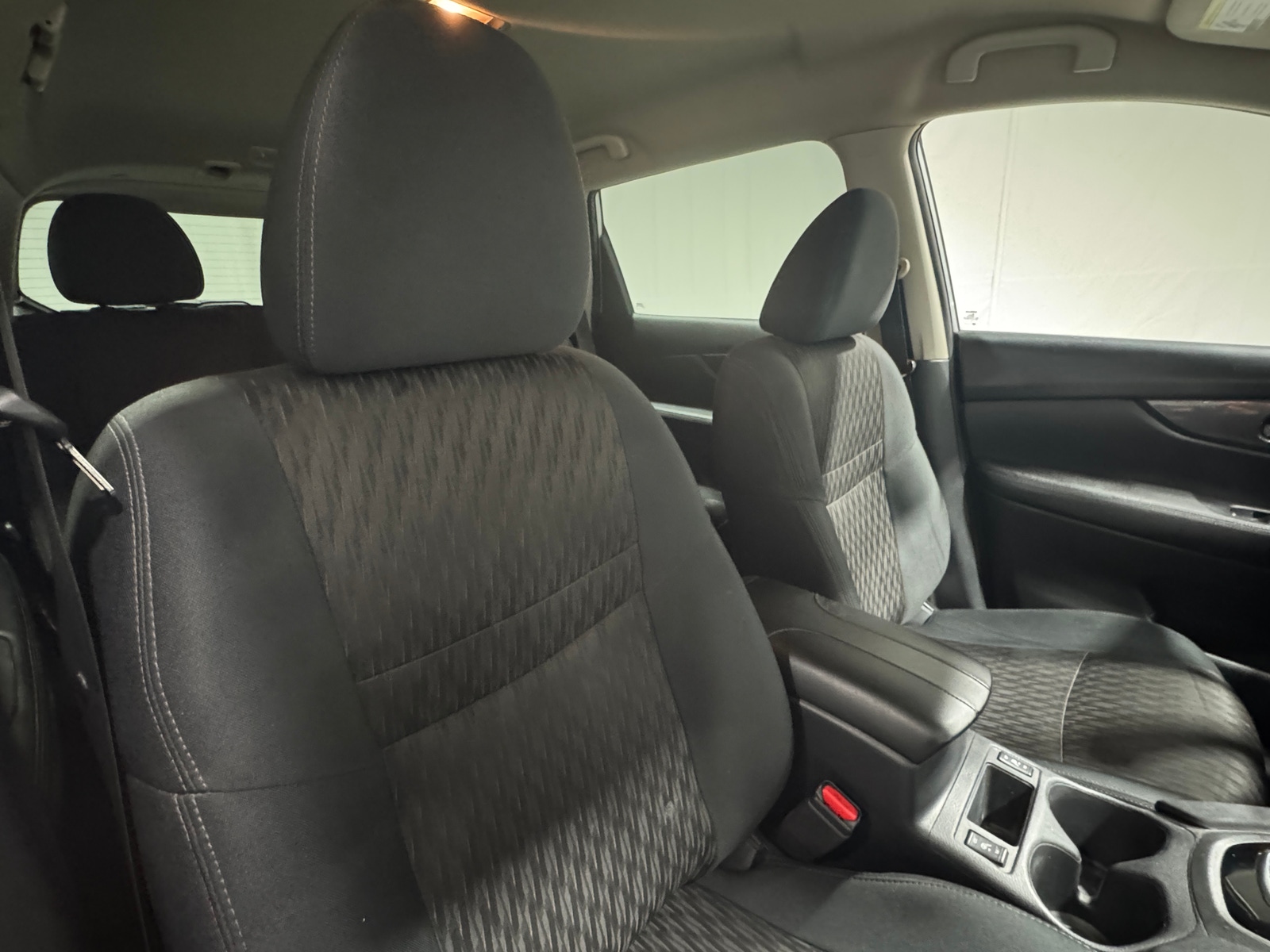 Thumbnail: 2019 Nissan Rogue - 2