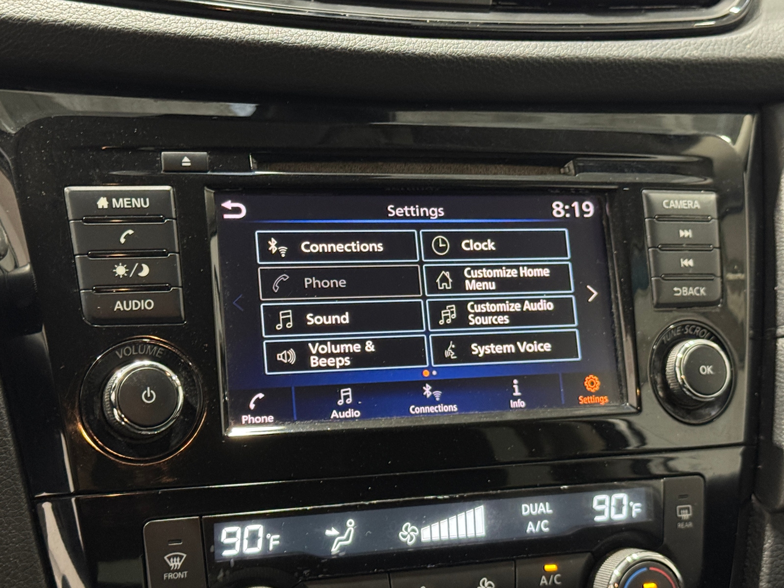 Thumbnail: 2019 Nissan Rogue - 4